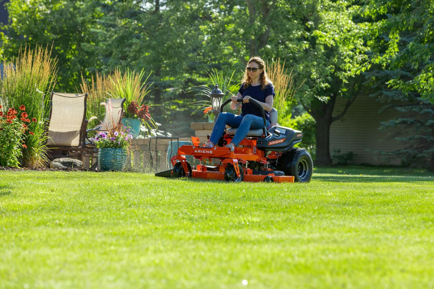 Ariens Edge 34 Zero-Turn-Aufsitzmäher - Jetzt Ariëns bei kaisers.jetzt