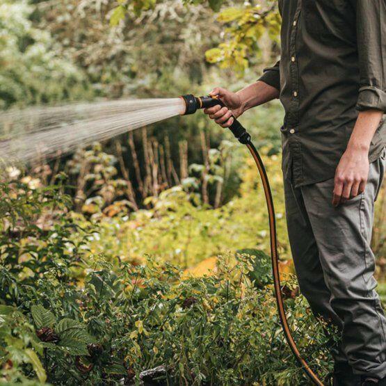 Fiskars FiberComp Spruhkopf mit 3 Stufen - Jetzt Fiskars bei kaisers.jetzt