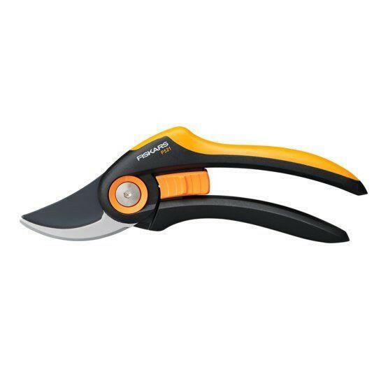 Fiskars Plus Astschere Bypass P521 - Jetzt Fiskars bei kaisers.jetzt