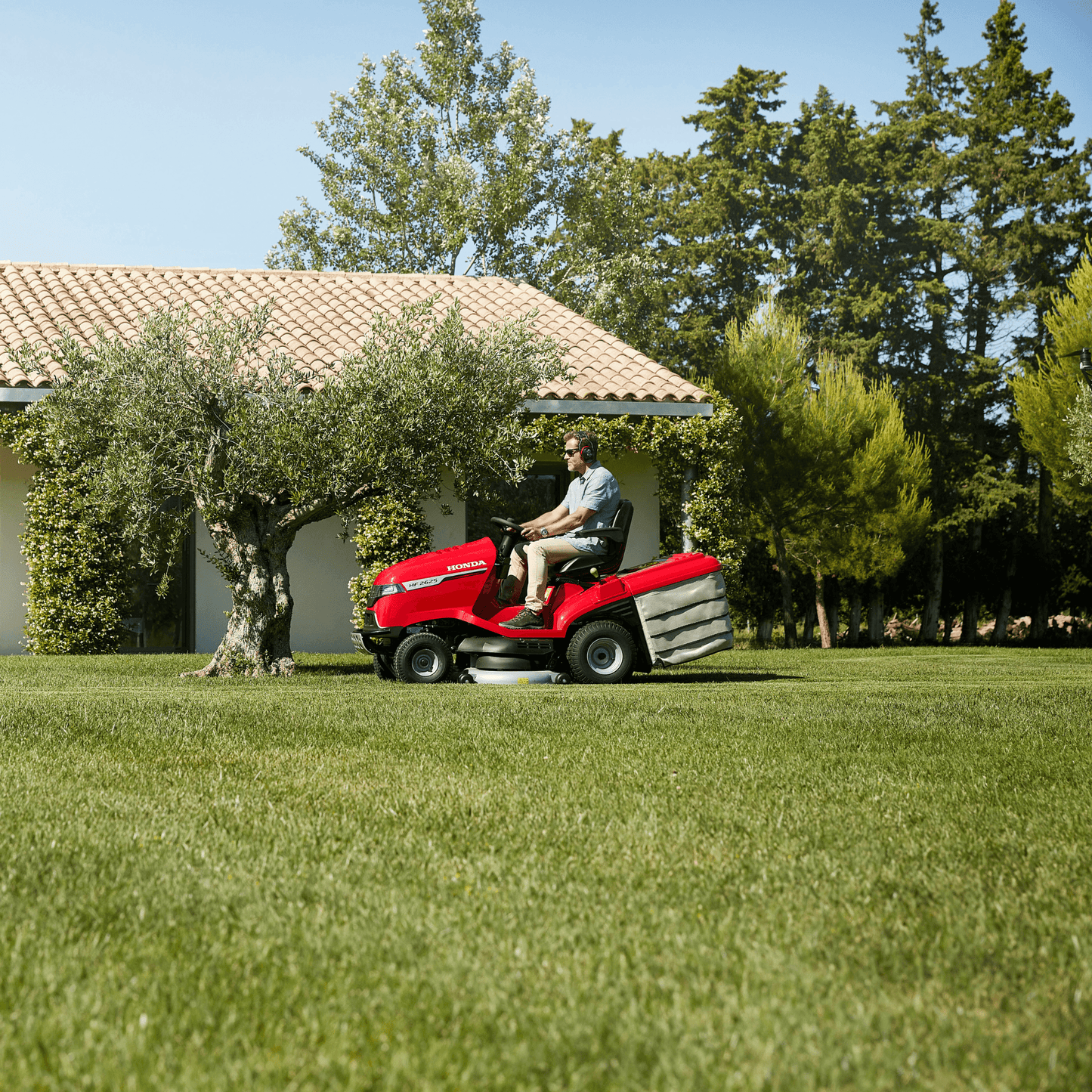 Honda Rasentraktor HF 2625 HT - Jetzt Honda bei kaisers.jetzt