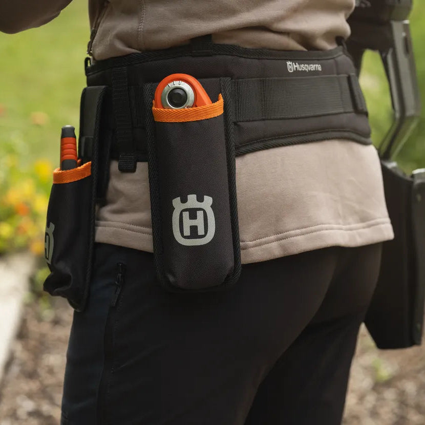Husqvarna Gartenschere Alu HS24 im Halter