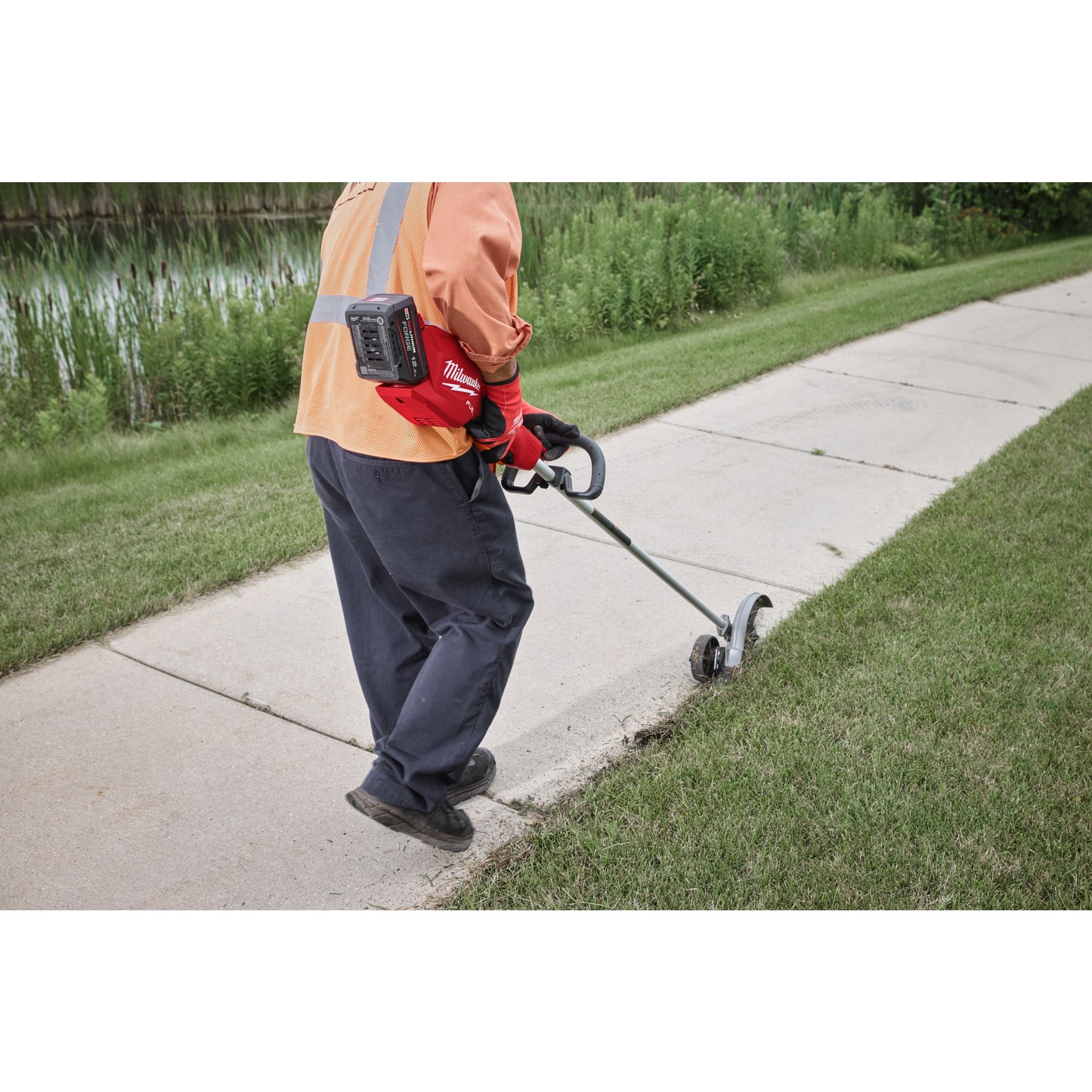 Milwaukee M18 FEDG-0MILWAUKEE M18 FUEL Kantenschneider M18 FEDG-0_kaisers_jetzt_4