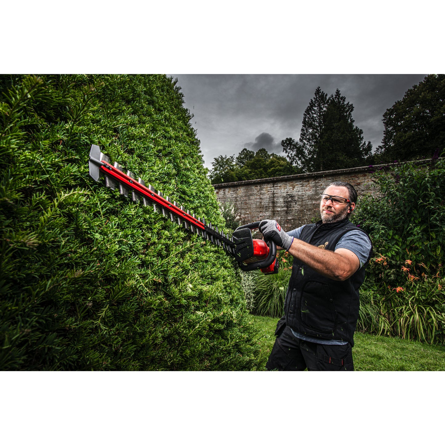 Milwaukee M18 FHET60G2-802MILWAUKEE® M18 FUEL Heckenschere M18 FHET60G2-802_kaisers_jetzt_4