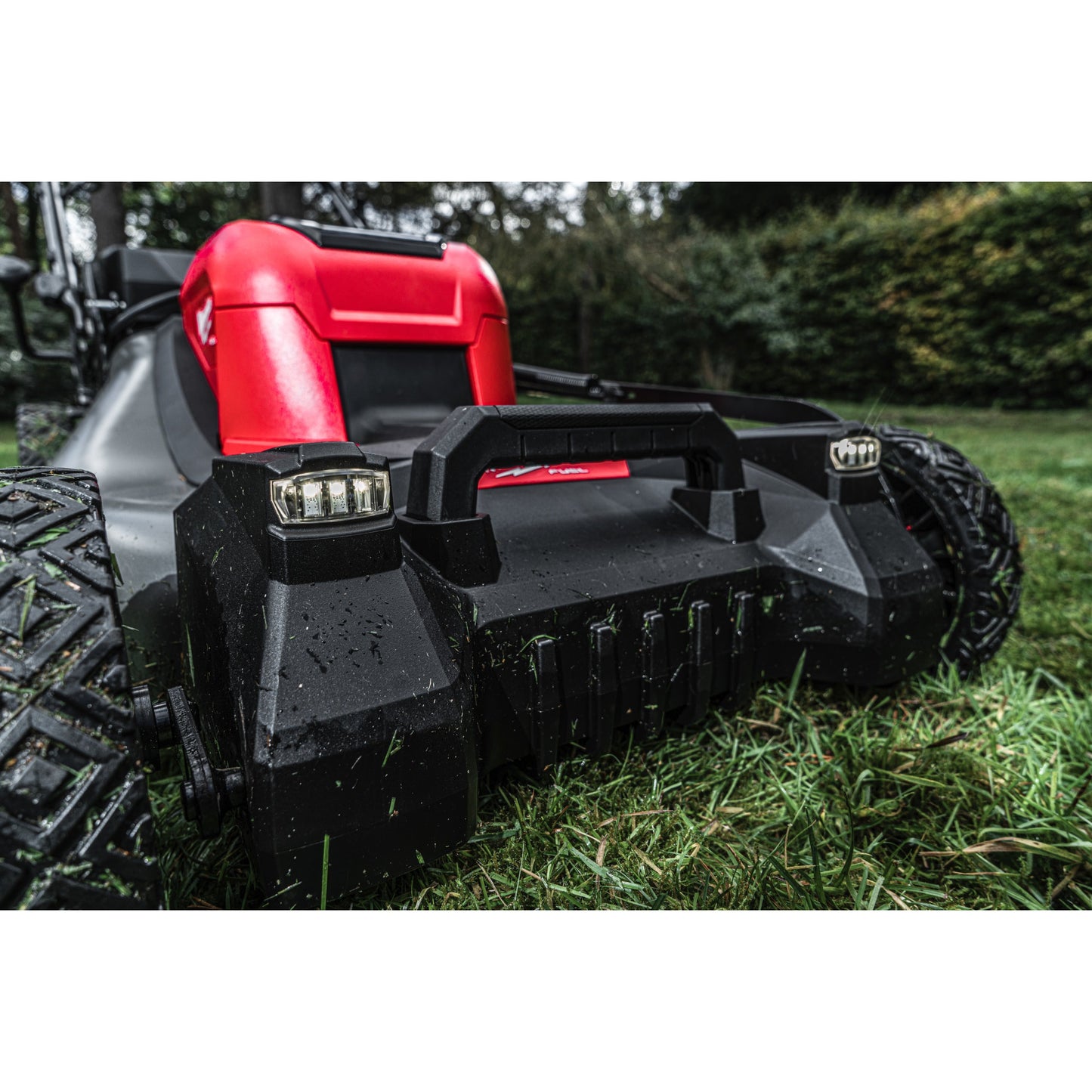 Milwaukee Akku-Rasenmäher M18™ FUEL™ - 53 cm Detailansicht 2