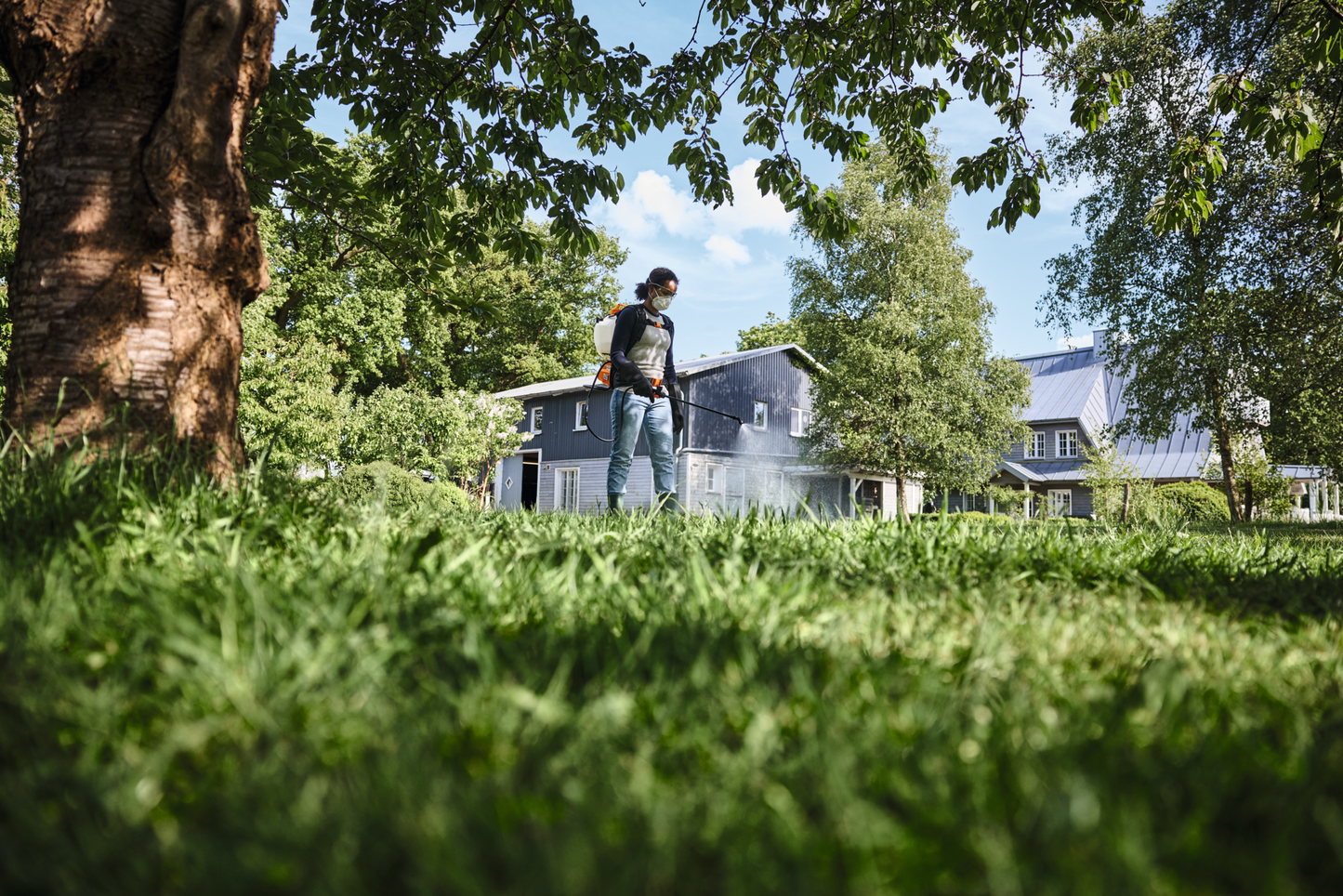 STIHL Rückentragbares Akku-Spritzgerät SGA 60.0 Einzelgerät in Aktion