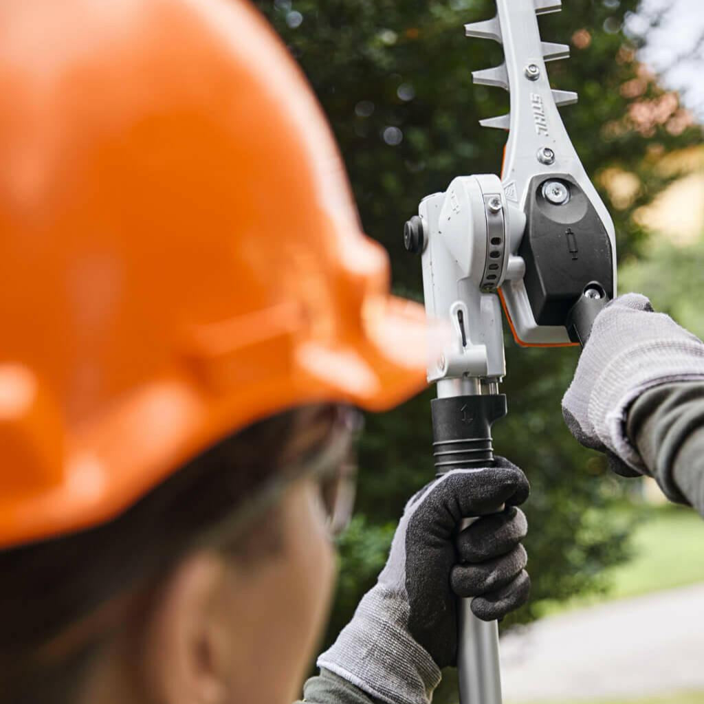 Stihl Akku-Heckenschneider HLA 135 Einzelgerät - Jetzt Stihl bei kaisers.jetzt