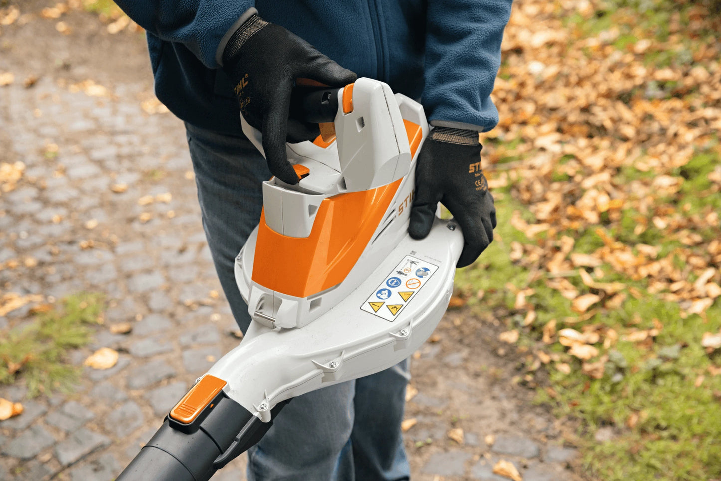 Stihl Akku-Saughäcksler SHA 56 Einzelgerät - Jetzt Stihl bei kaisers.jetzt