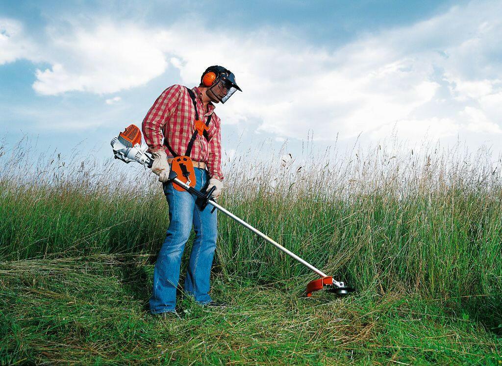 Stihl Benzin-Rasentrimmer FS 55 R - Jetzt Stihlbei kaisers.jetzt