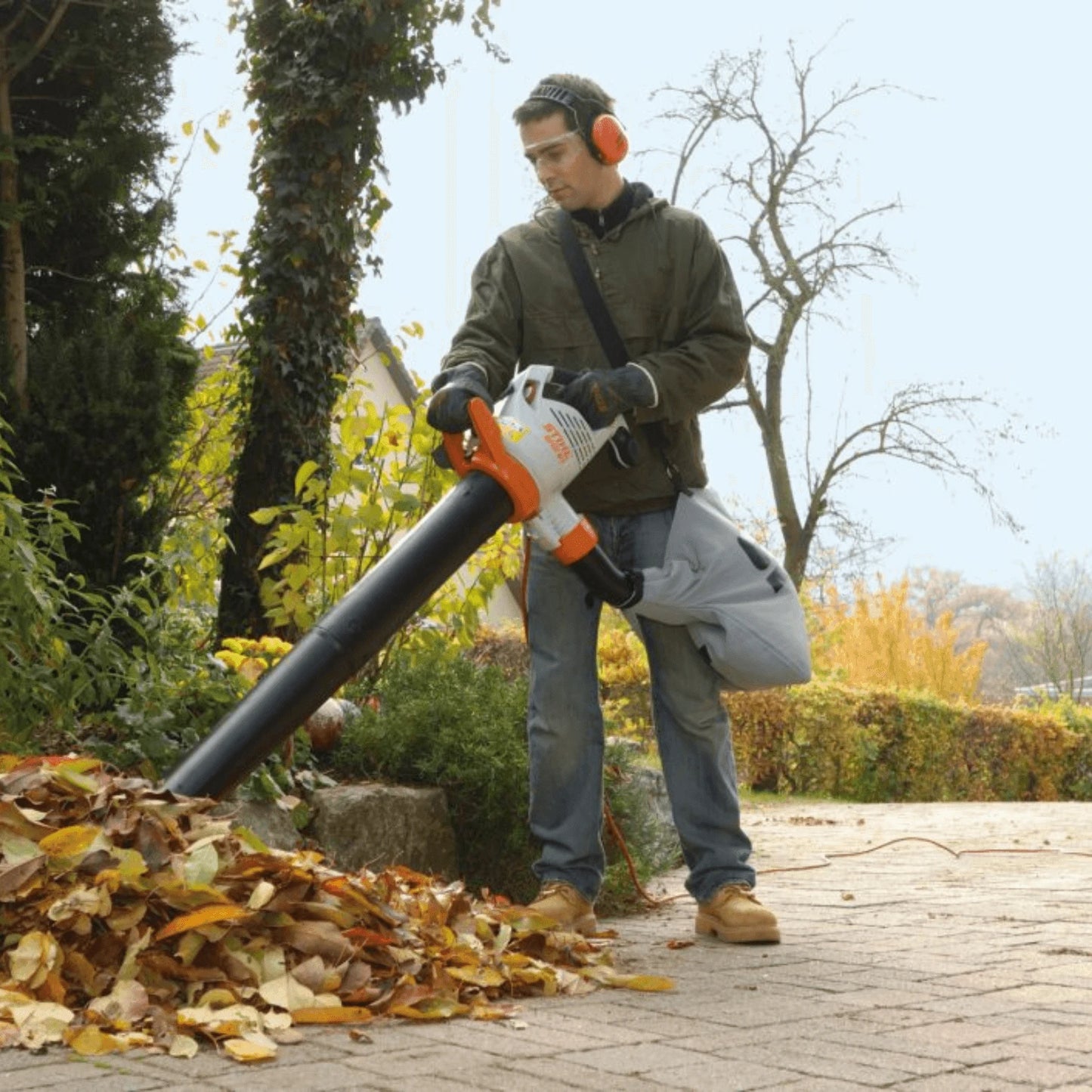 Stihl Elektro-Saughäcksler SHE 81 - Jetzt Stihl bei kaisers.jetzt