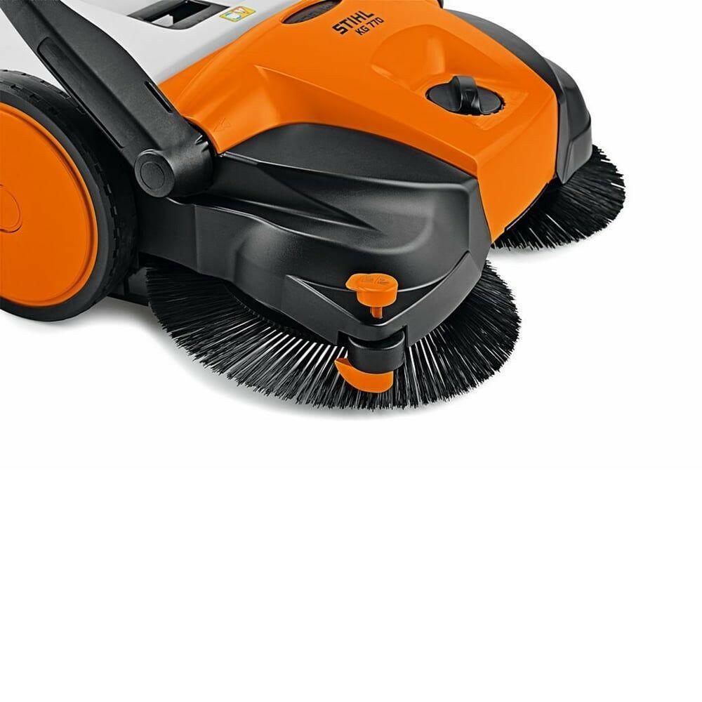 Stihl Kehrmaschine KG 770 - Jetzt Stihl bei kaisers.jetzt