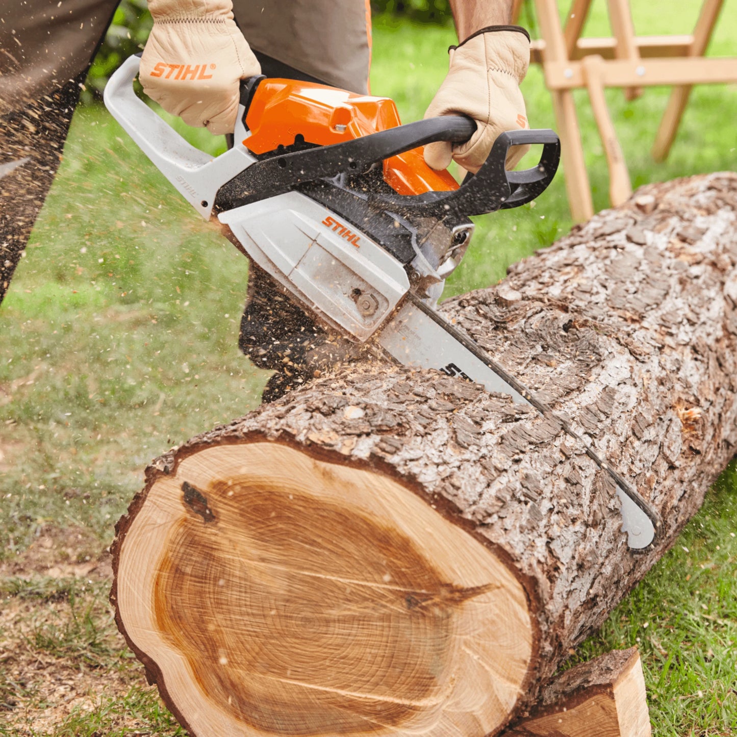Stihl MS 212 C-BE Benzin-Kettensäge - Jetzt Stihlbei kaisers.jetzt