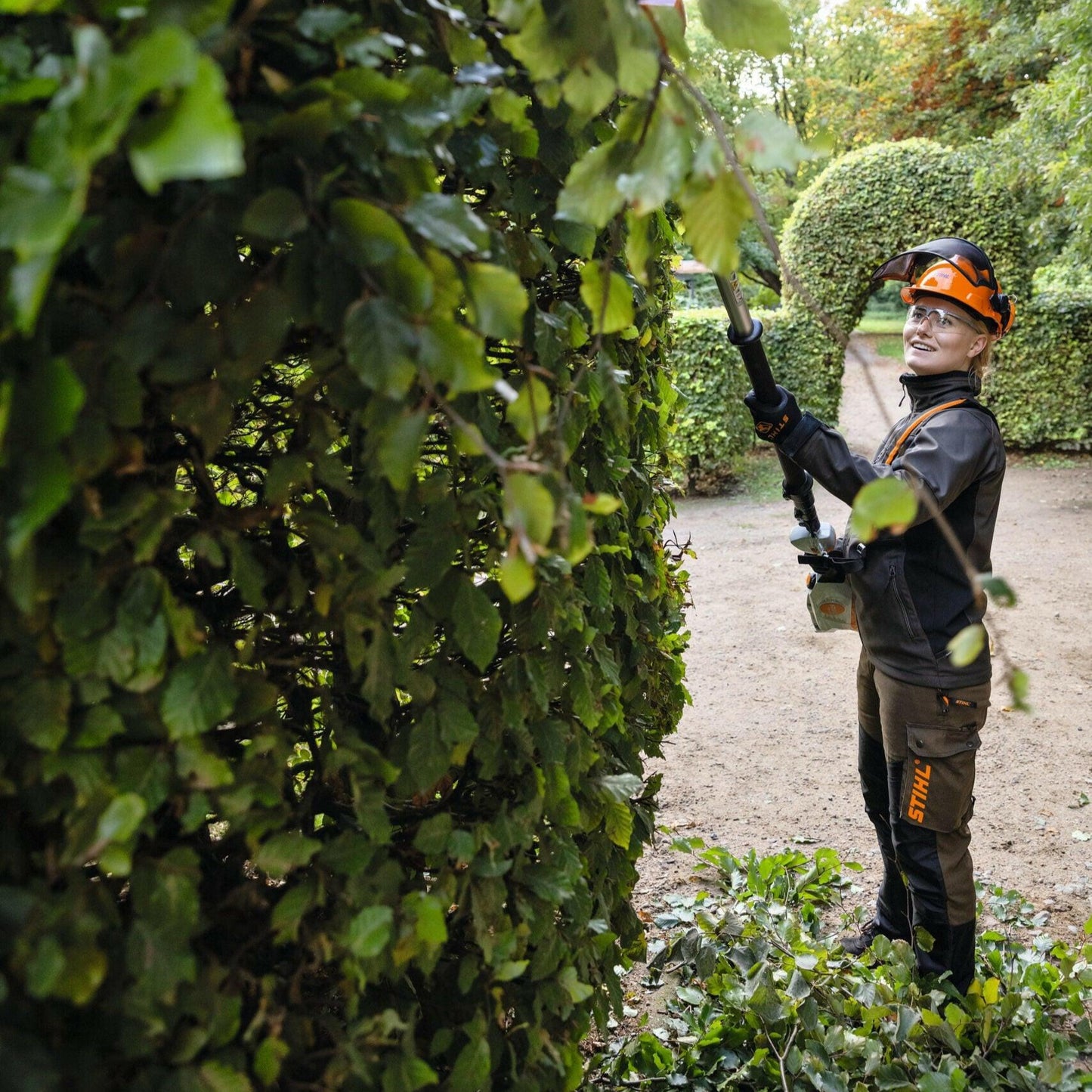 Stihl Akku-Heckenschneider HLA 86 in Aktion