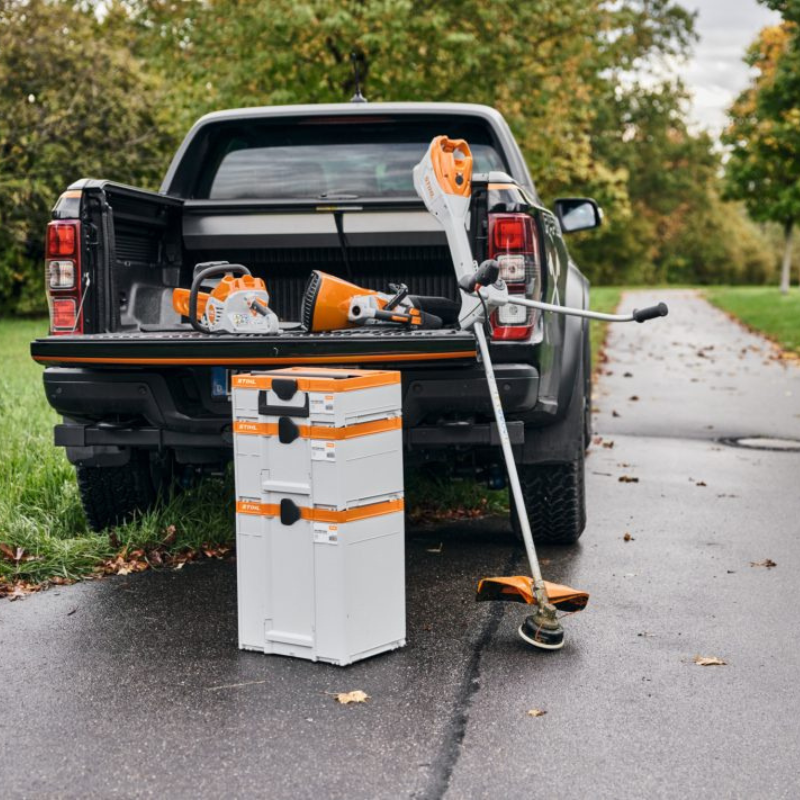 Stihl Akkubox - Größe M in Aktion