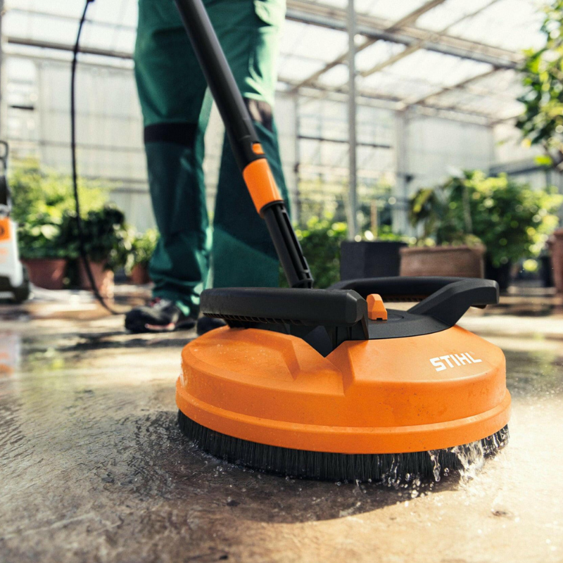 Stihl Flächenreiniger RA 110