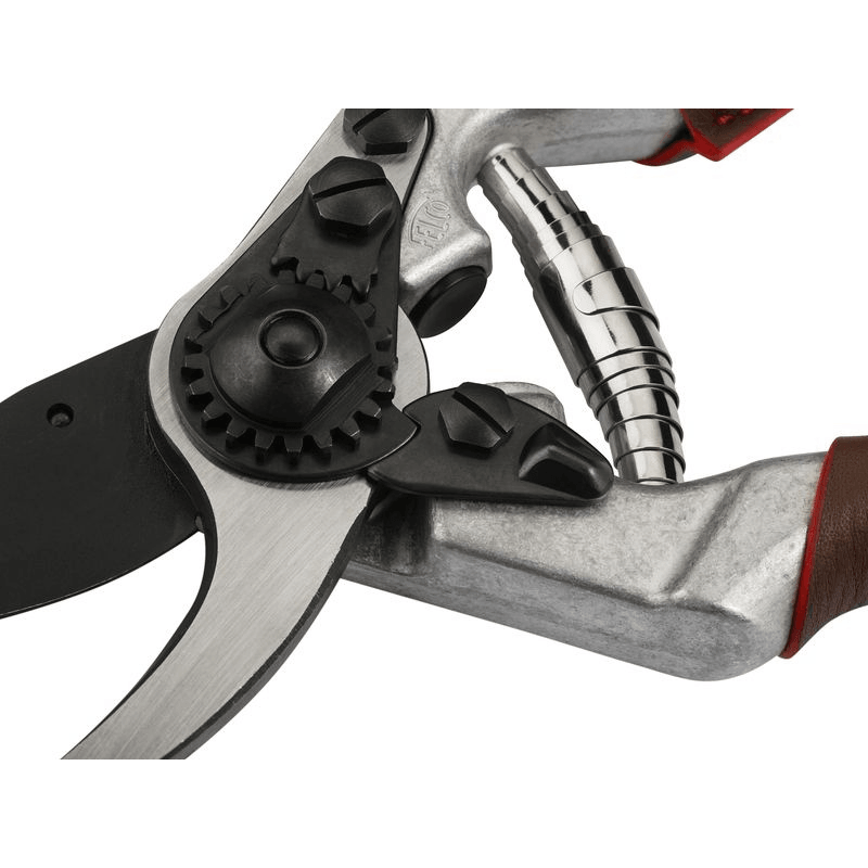 Felco 8 Elite Astschere - Jetzt Felco bei kaisers.jetzt