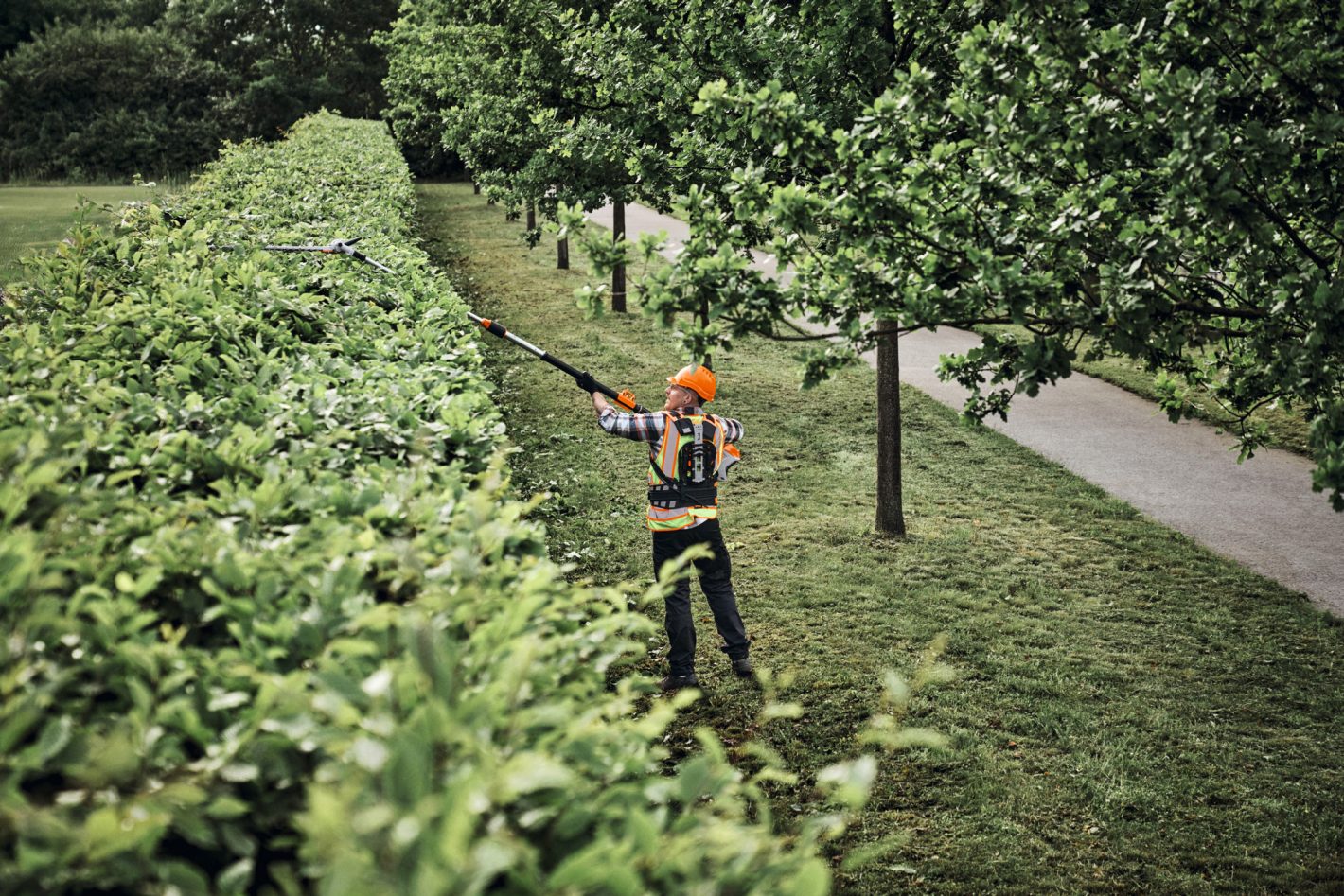 STIHL HLA 150 B Akku-Heckenschneider mit Schaft Einzelgerät (ohne Akku & Ladegerät)