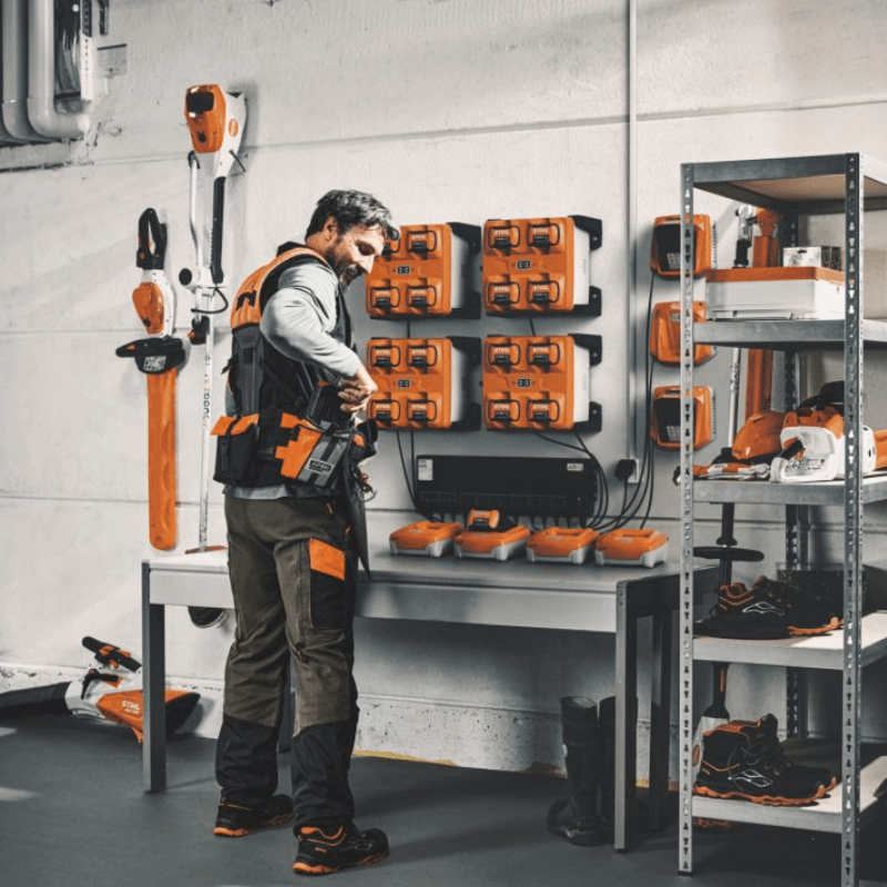 Stihl Ladesteuerung CM 12 - Jetzt Stihl bei kaisers.jetzt