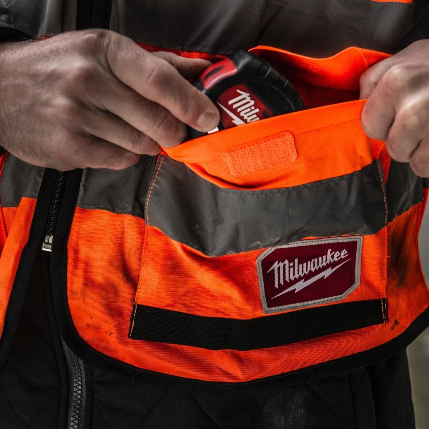 Milwaukee Premium High-Visibility Sicherheitsweste – Orange