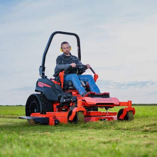 Ariens Summit Pro 572 Zero-Turn-Aufsitzmäher 183 cm (72")