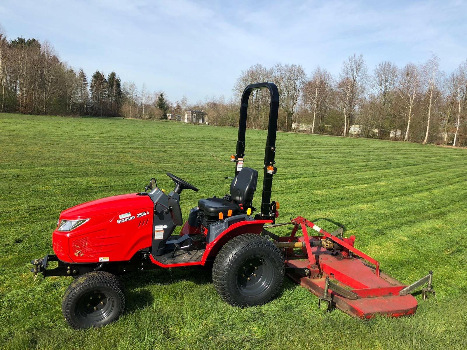 Branson 2505H Sub-Kompakttraktor - Jetzt Branson bei kaisers.jetzt