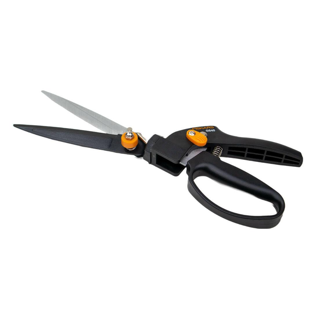 Fiskars Grasschere GS 40 SmartFit - Jetzt Fiskars bei kaisers.jetzt