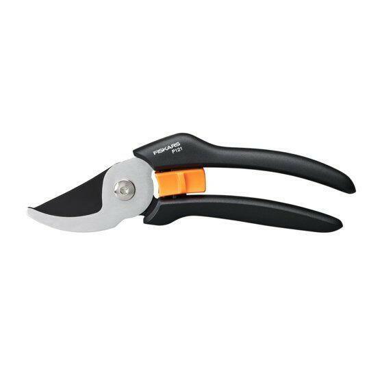 Fiskars Solid Bypass-Schnittschere P121 - Jetzt Fiskars bei kaisers.jetzt