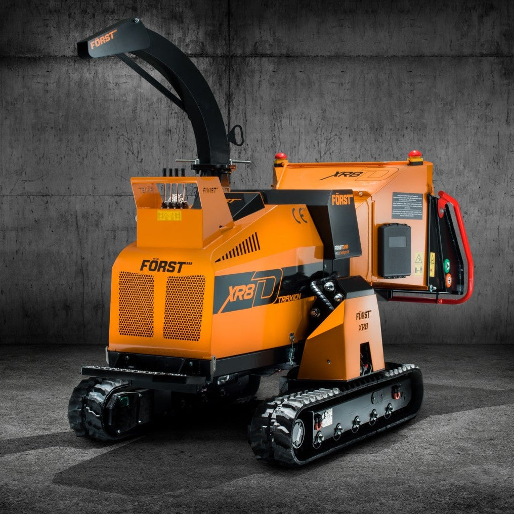 Först Raupen-Häcksler XR8D Traxion