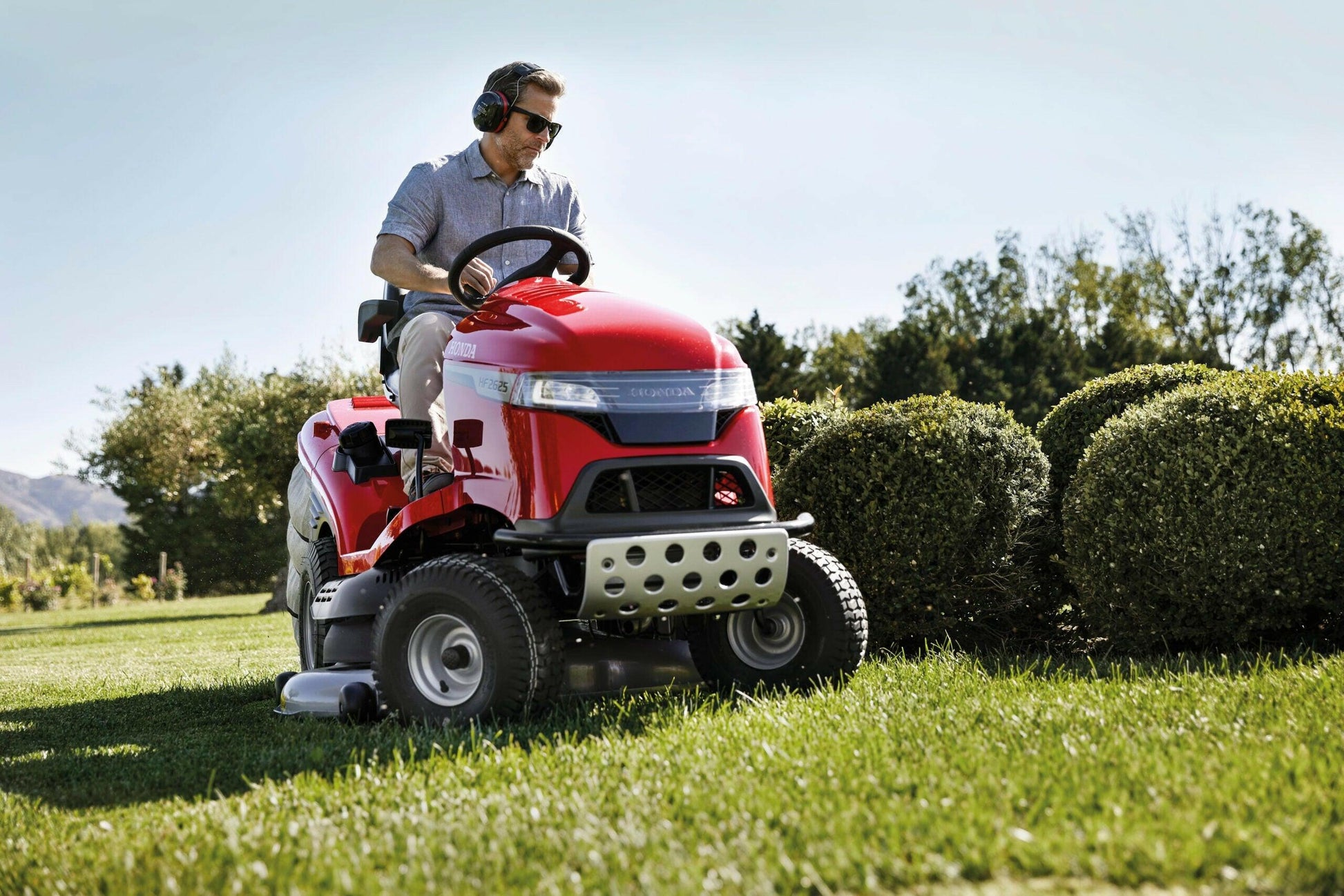 Honda Rasentraktor HF 2625 HT - Jetzt Honda bei kaisers.jetzt