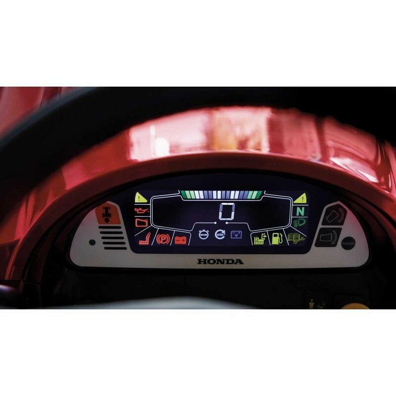 Honda Benzin-Aufsitzmäher HF 2625 HM Cockpit