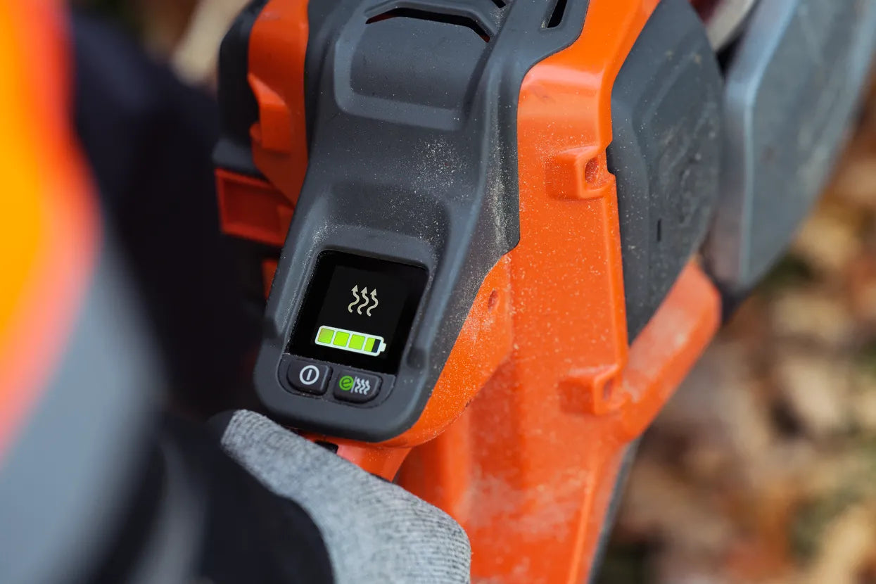 Husqvarna Akku-Kettensäge 550i XP® G  - 38,1 cm Detailansicht