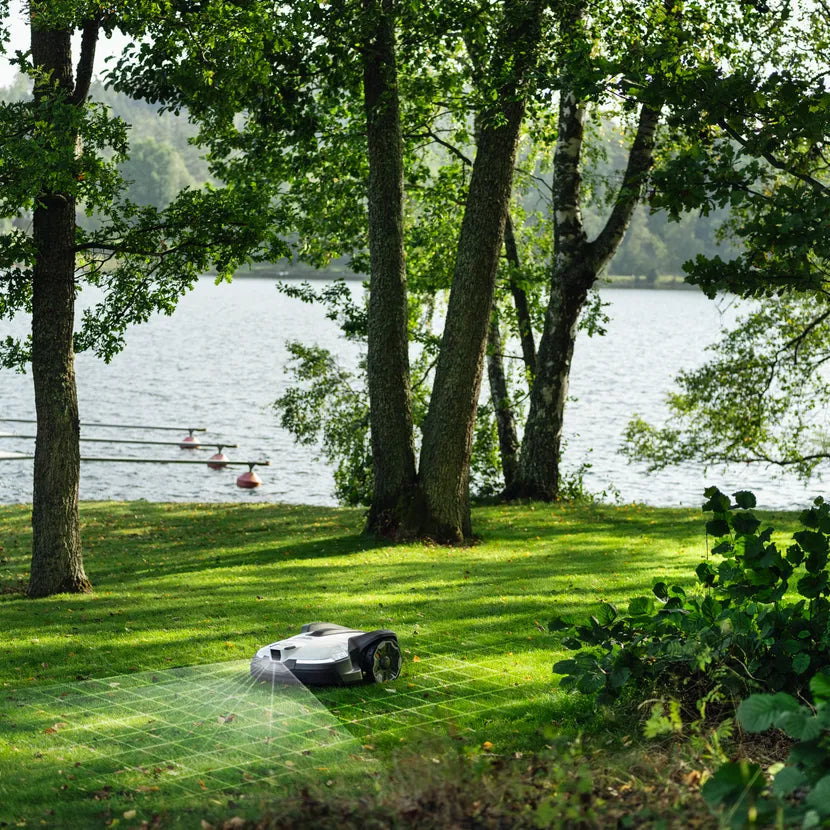 Husqvarna Akku-Mähroboter Automower® 450V NERA - Kabellos & AI Vision in Aktion
