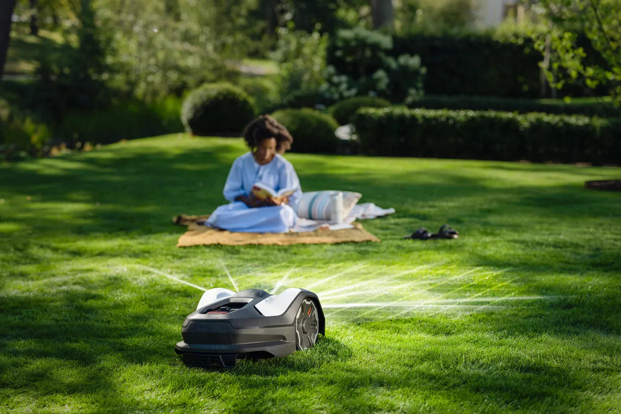 Husqvarna Mähroboter Automower® 410VE NERA - 22 cm in Aktion