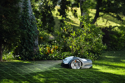 Husqvarna Mähroboter Automower® 410VE NERA - 22 cm in Aktion