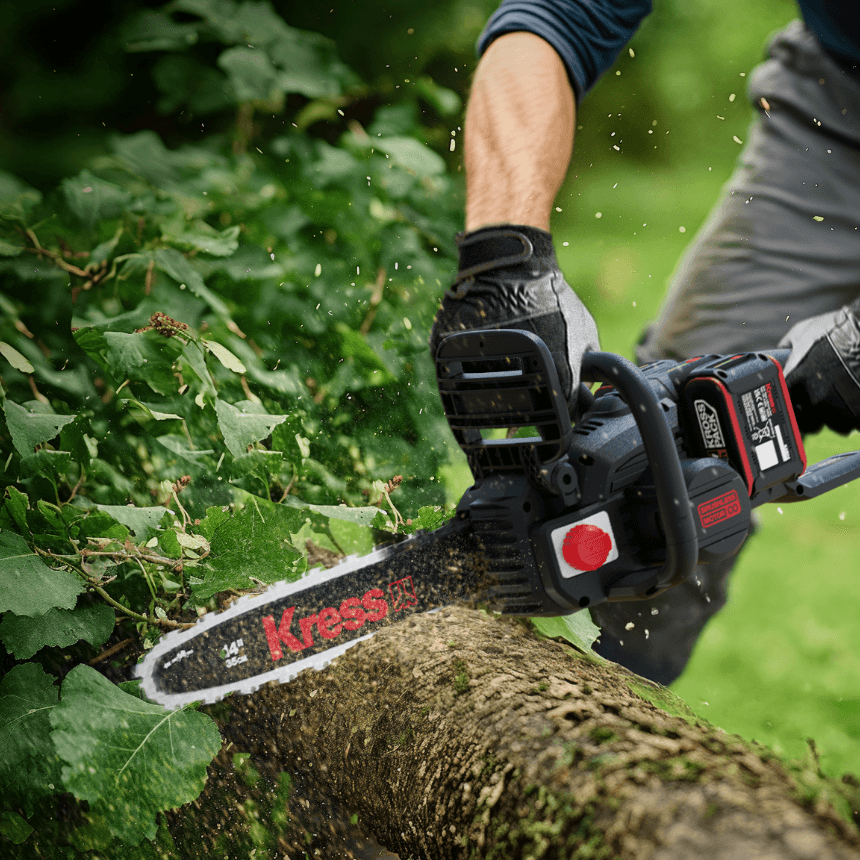 Kress Akku-Kettensäge KG347E.9 40 cm Einzelgerät in Aktion