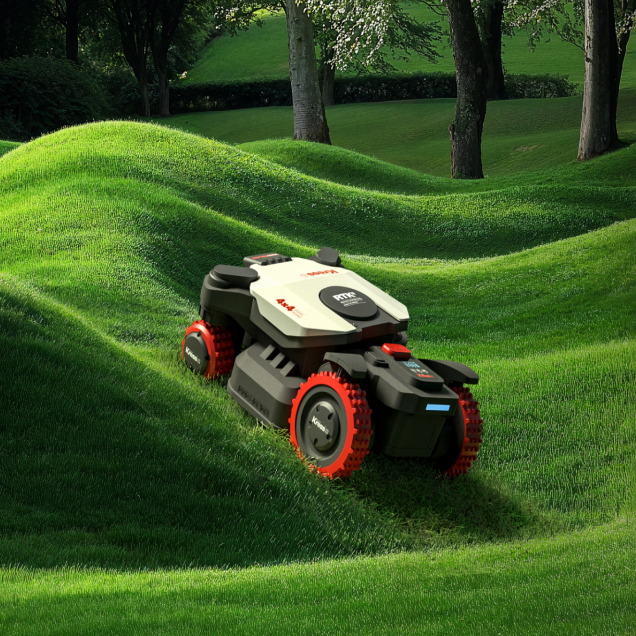 Kress Mähroboter KR283E - Kabellos & 4x4 in Aktion