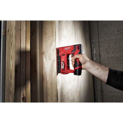 Milwaukee M12™ Subkompakte Nietmaschine/Tacker