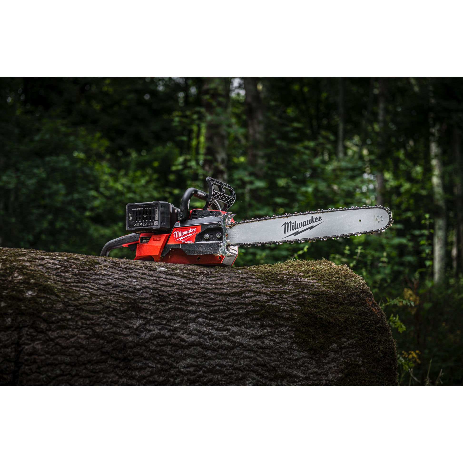 Milwaukee M18 F2CHS50-0MILWAUKEE® M18 FUEL Dual-Akku-Kettensäge M18 F2CHS50-0_kaisers_jetzt_4