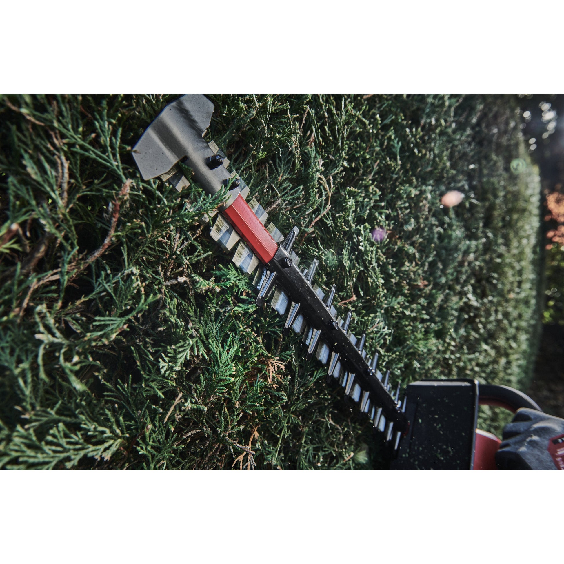 Milwaukee Akku-Heckenschere M18™ FUEL™ - 60 cm Detailansicht