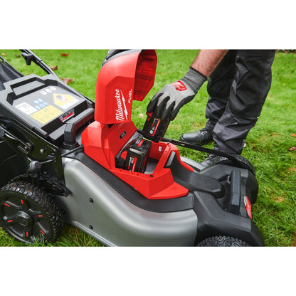 Milwaukee Akku-Rasenmäher M18™ FUEL™ - 46 cm Detailansicht