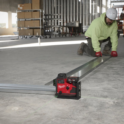 Milwaukee Automatischer 3D-Laser in Aktion 