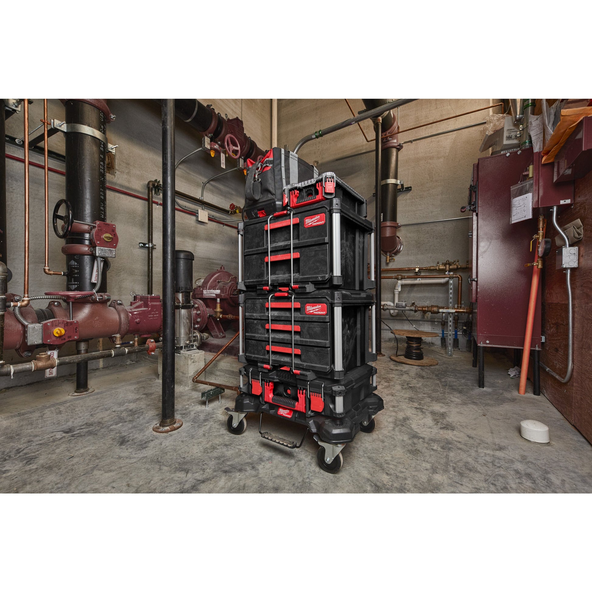 Milwaukee Werkzeugkoffer PACKOUT™ mit zwei Schubladen