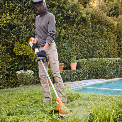 Stihl Akku-Freischneider FSA 110 R Einzelgerät in Aktion