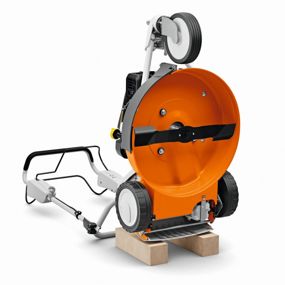 STIHL Benzin-Mulchmäher RM 3 RT Ansicht Unterseite