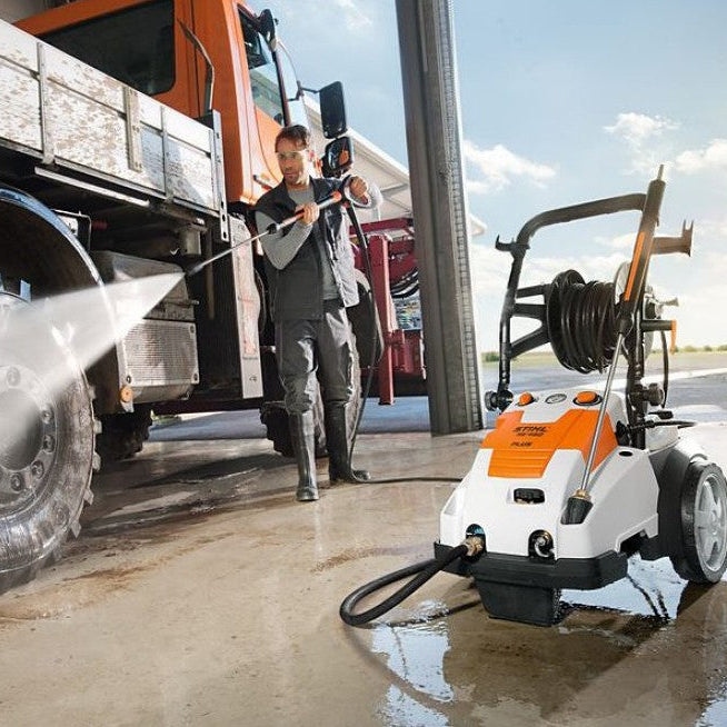 STIHL Elektro-Hochdruckreiniger RE 462 PLUS in Aktion