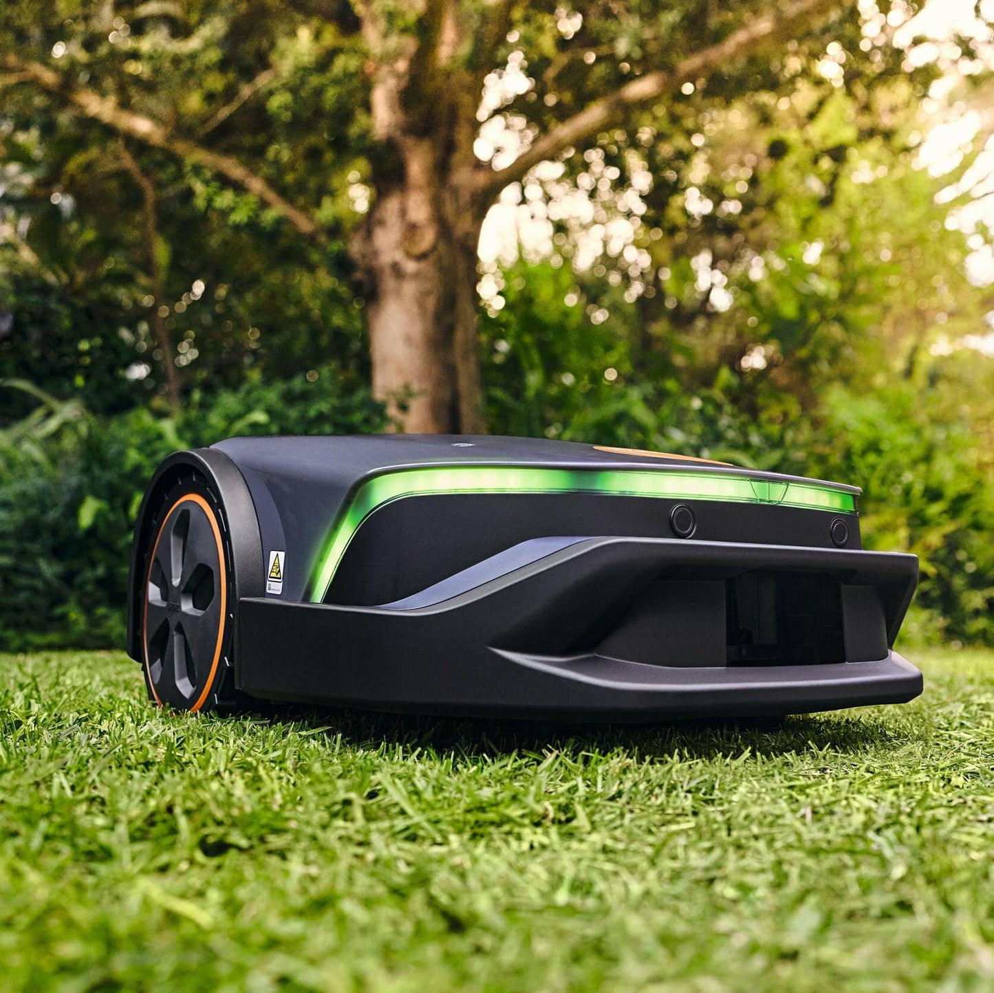 STIHL Mähroboter iMOW 7.0 EVO in Aktion