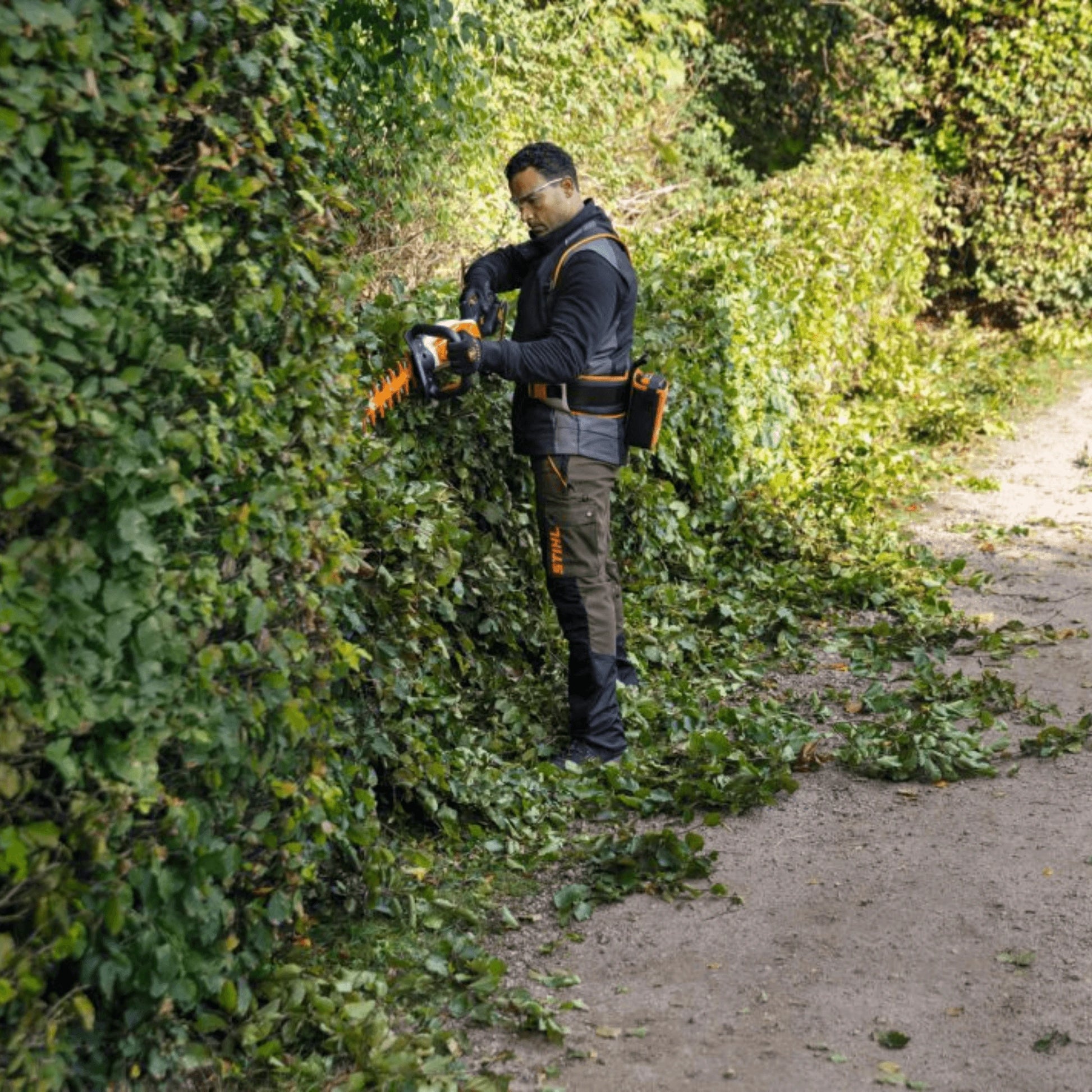 Stihl Akku-Heckenschere HSA 130 R Einzelgerät - Jetzt Stihl bei kaisers.jetzt