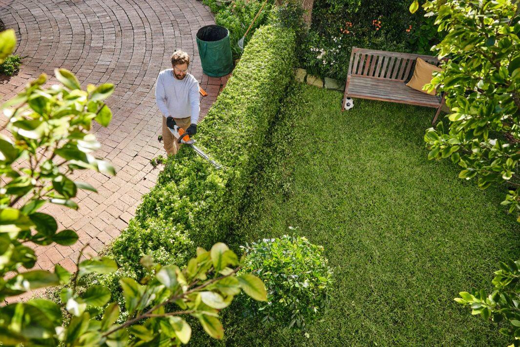 Stihl Akku-Heckenschere HSA 40.0 Einzelgerät - Jetzt Stihl bei kaisers.jetzt