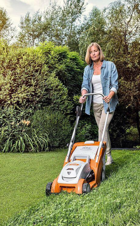 Stihl Akku-Rasenmäher RMA 239 Einzelgerät - Jetzt Stihlbei kaisers.jetzt