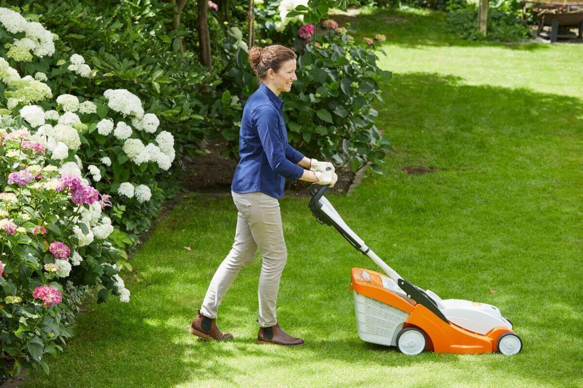 Stihl Akku-Rasenmäher RMA 239 Einzelgerät - Jetzt Stihlbei kaisers.jetzt