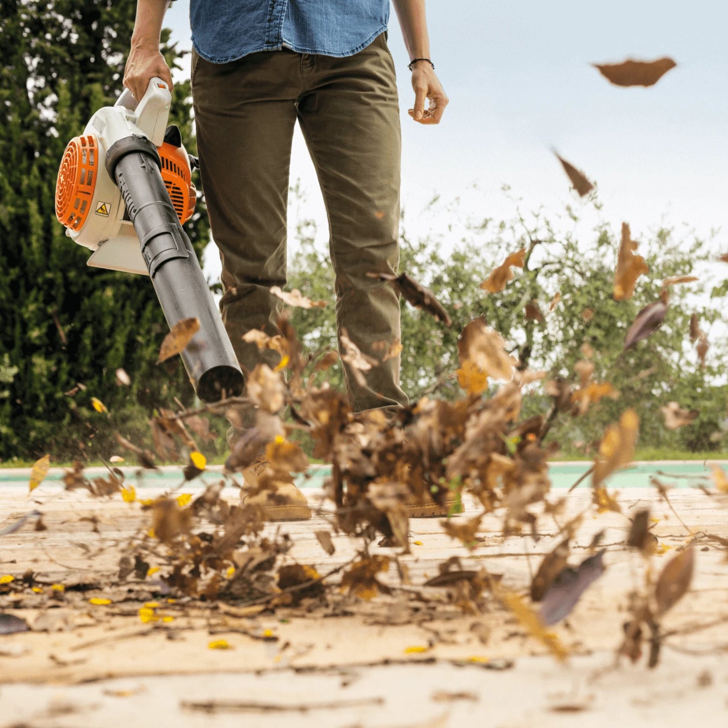 Stihl Benzin-Laubbläser BG 56 - Jetzt Stihl bei kaisers.jetzt